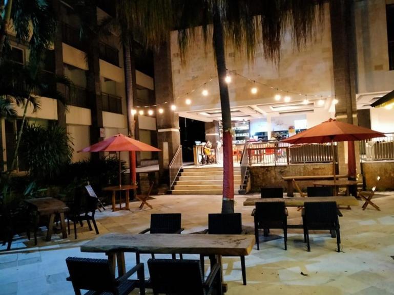 Hotel The Maja Kuta Kuta Lombok Exterior foto